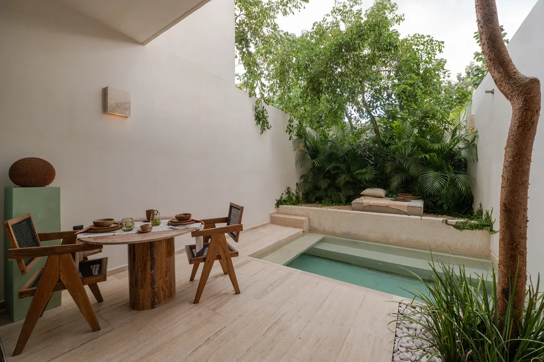 Bacab: Studio and 1-bedroom condos for sale in La Veleta, Tulum