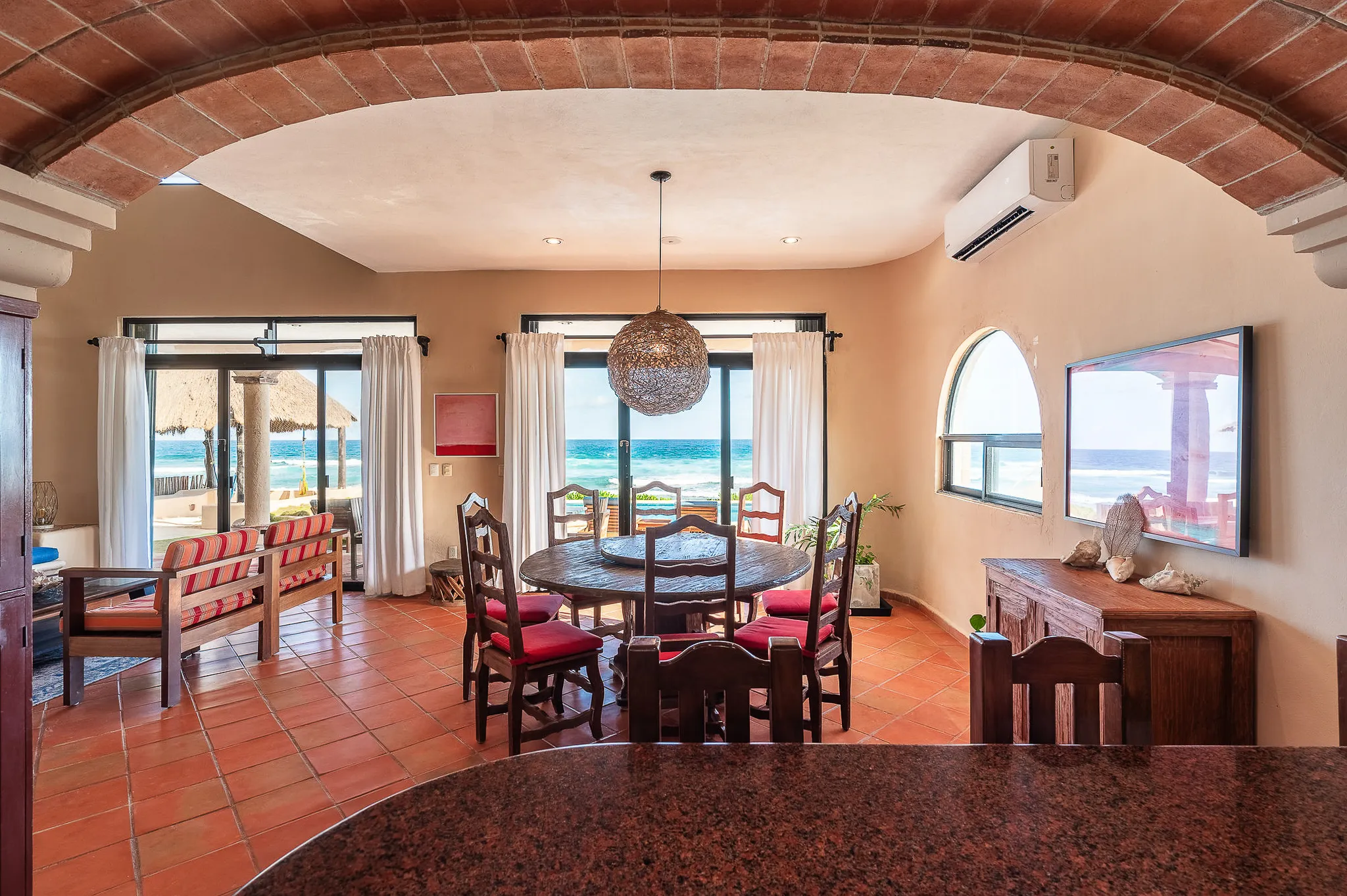Casa Tres Palmeras: 4-Bedroom Beachfront Villa in Tankah Bay