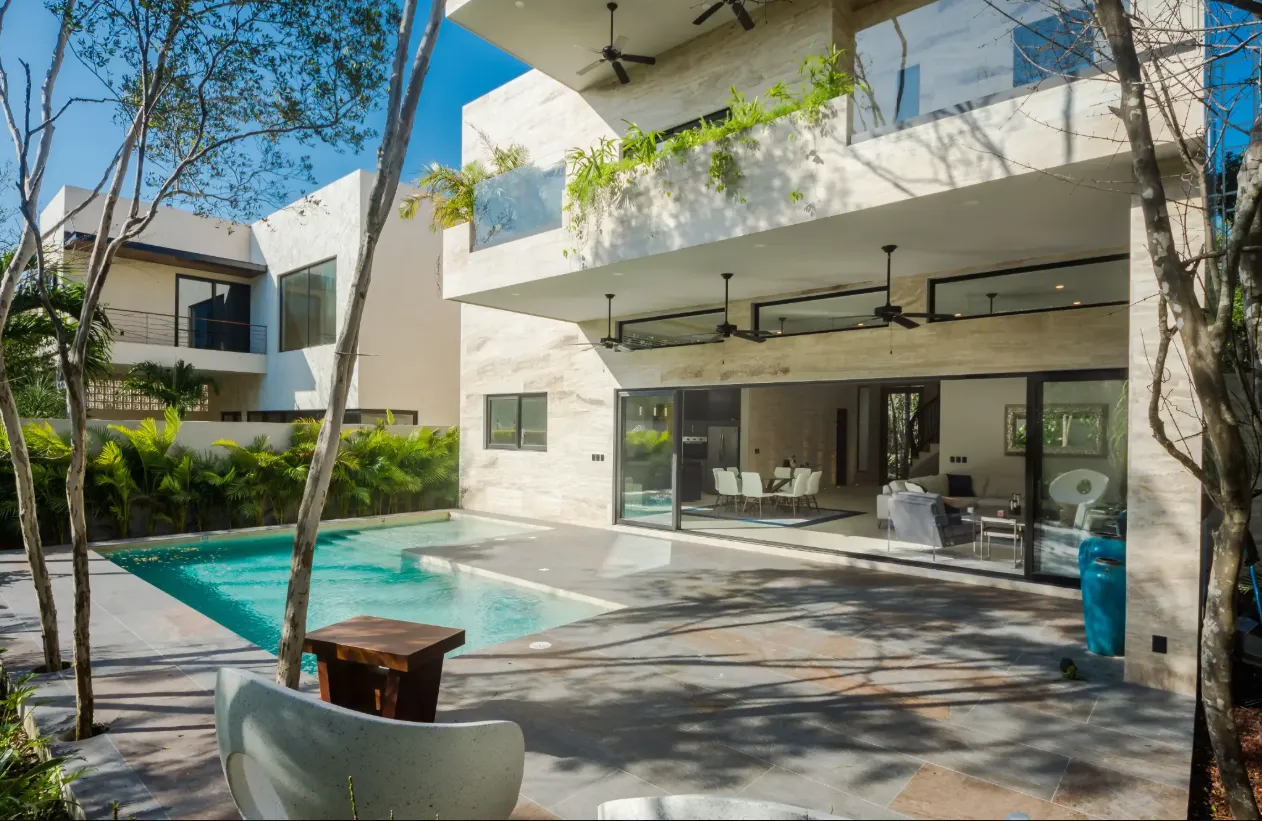 Casa Bindi: 3-to-4-Bedroom Villa in Región 15, Tulum