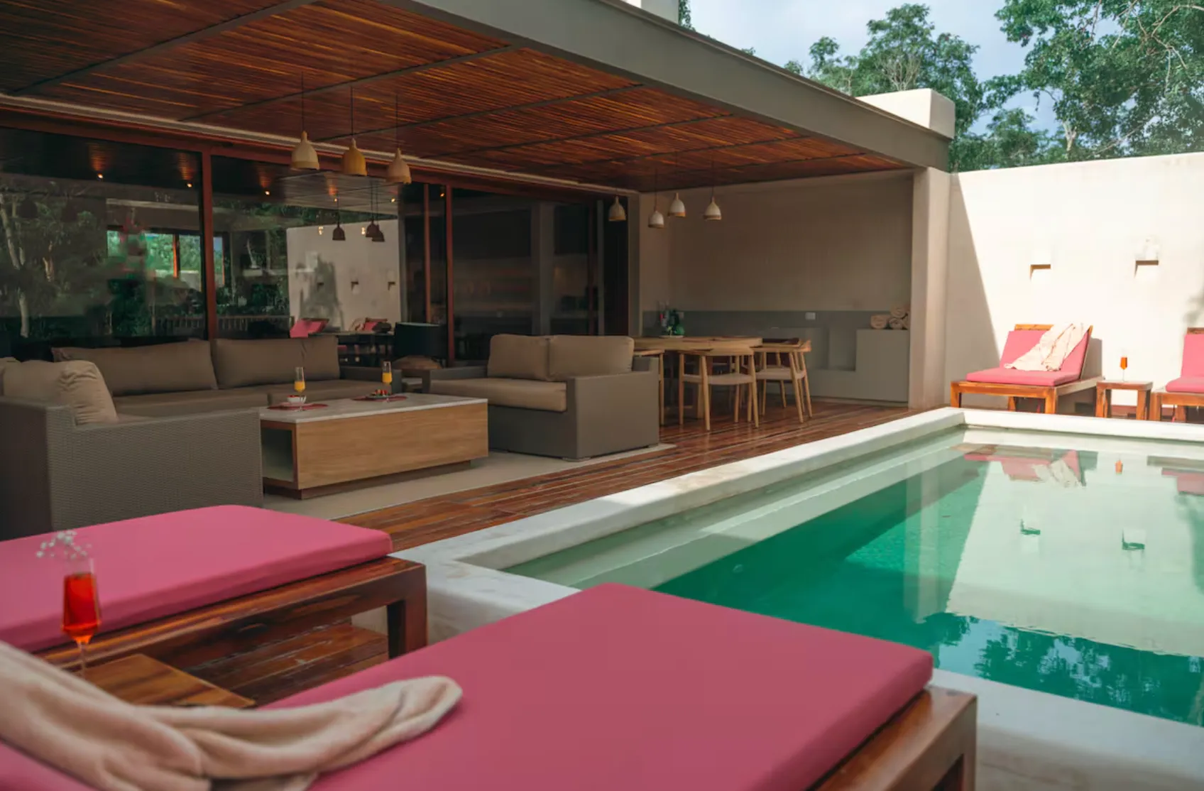 Casa Rossa: 4-Bedroom Villa by Guillermo Alcocer in Holistika, Tulum