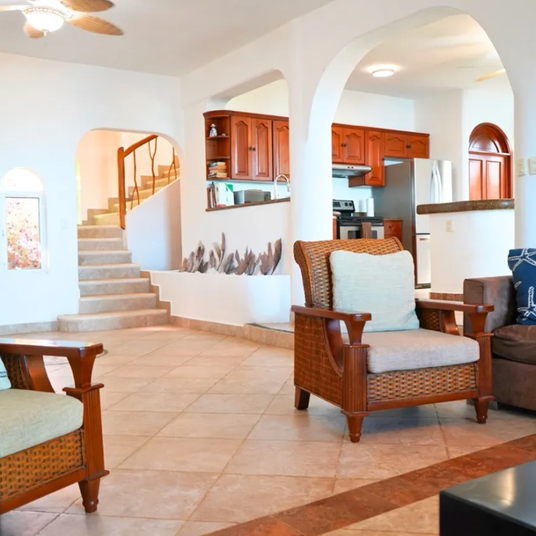 4-Bedroom Beachfront Villa in Puerto Morelos