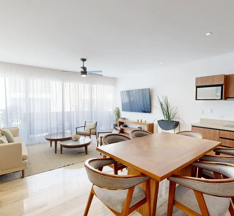 Ceiba 25: Downtown Playa del Carmen Condos for Sale