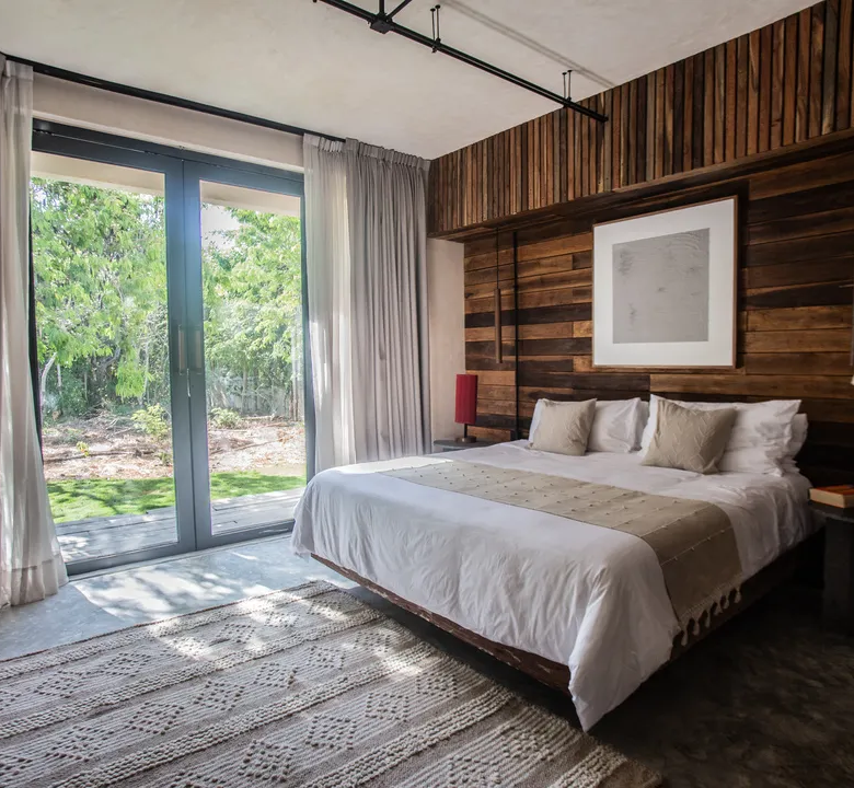 Villa La Grieta: Architect-Designed Akumal Estate with Two Pools