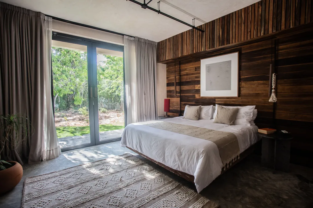 Villa La Grieta: Architect-Designed Akumal Estate with Two Pools