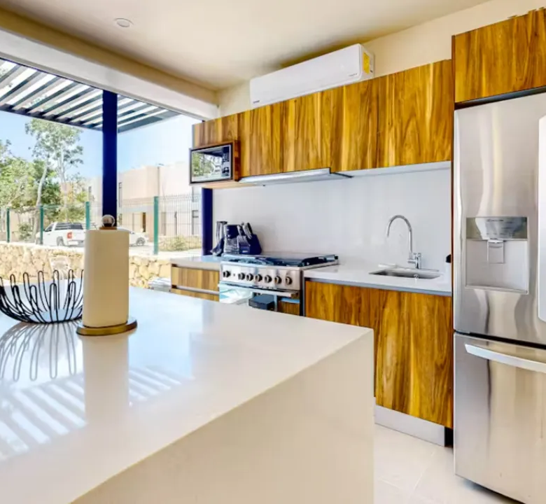 Edena 94, Tulum: 3-Bedroom Townhouse with Rooftop Terrace