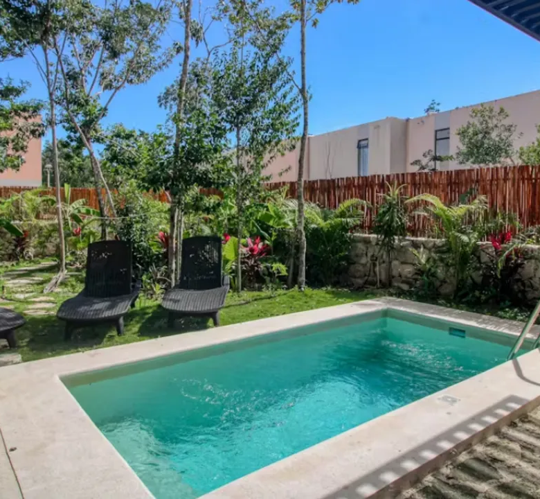 Edena 94, Tulum: 3-Bedroom Townhouse with Rooftop Terrace