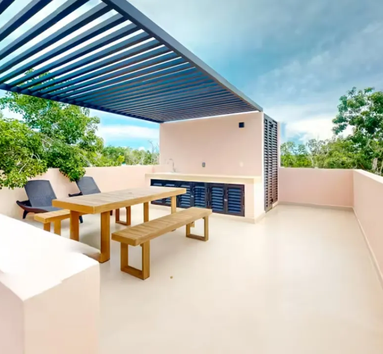 Edena 94, Tulum: 3-Bedroom Townhouse with Rooftop Terrace
