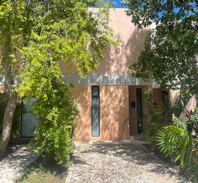 Edena 31, Tulum: 2-Bedroom Townhouse with Extended Pool