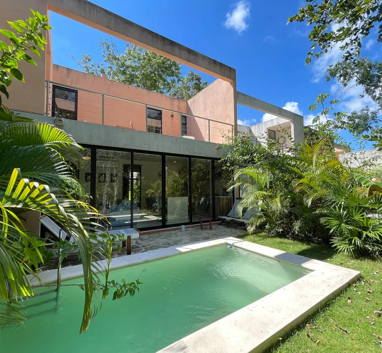 Edena 31, Tulum: 2-Bedroom Townhouse with Extended Pool