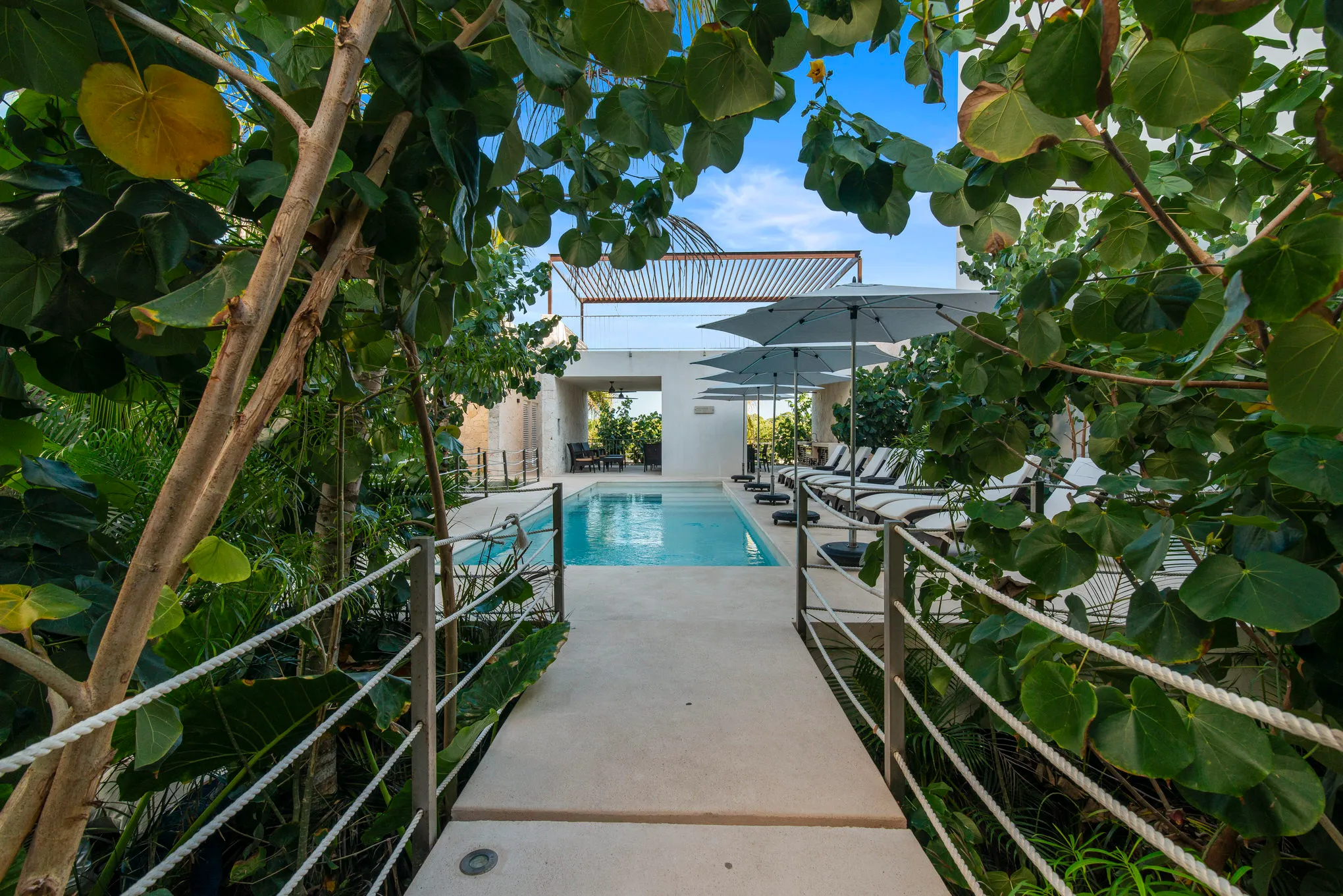 santamar-akumal-bridge