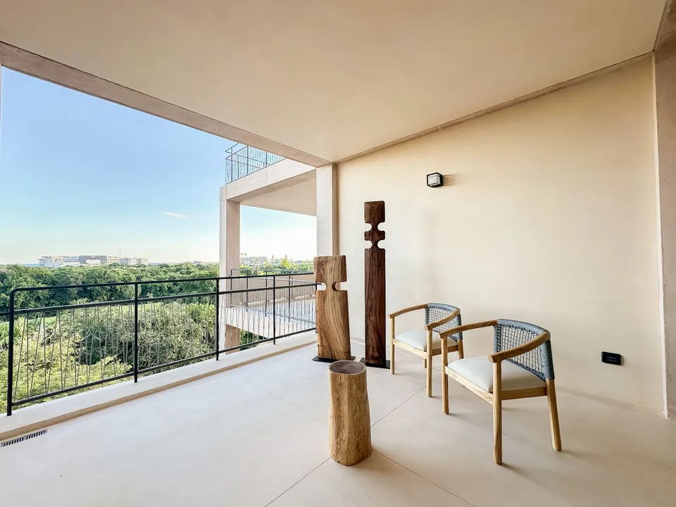 The Village Corasol 5-404: 2-Bedroom Condo, Playa del Carmen