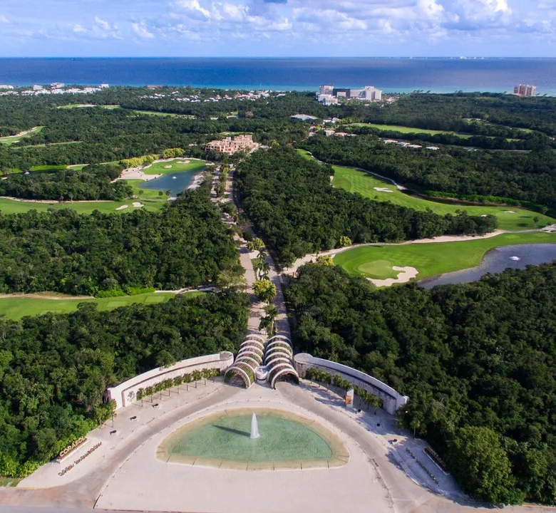 The Village Corasol 4-504: 2-Bedroom Condo, Playa del Carmen