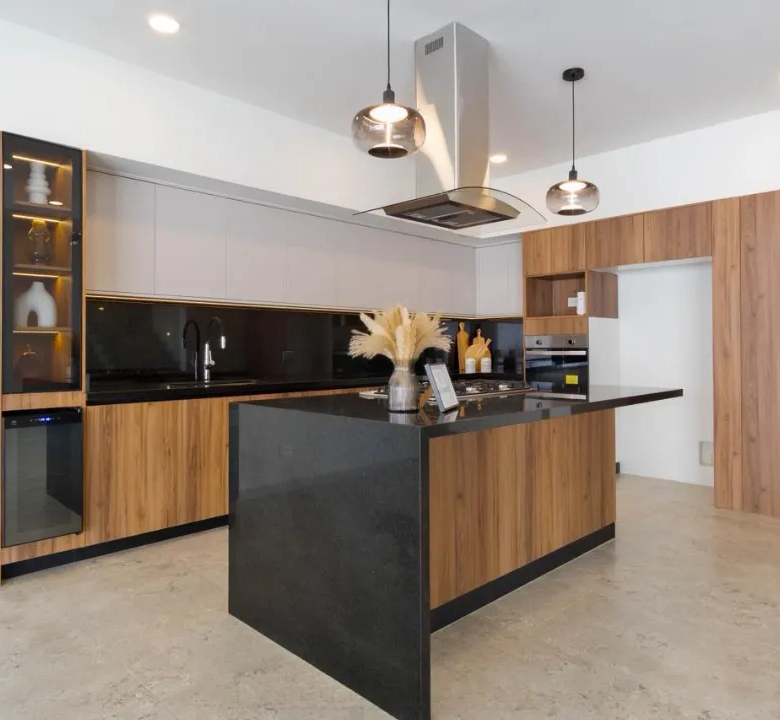 3-Bedroom Pool Villa in Vía Cumbres, Cancún