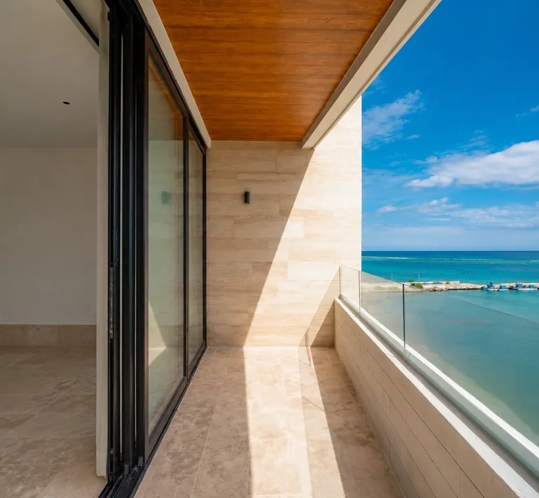 Distrito Puerto 2-Bedroom Beachfront Condo in Puerto Morelos