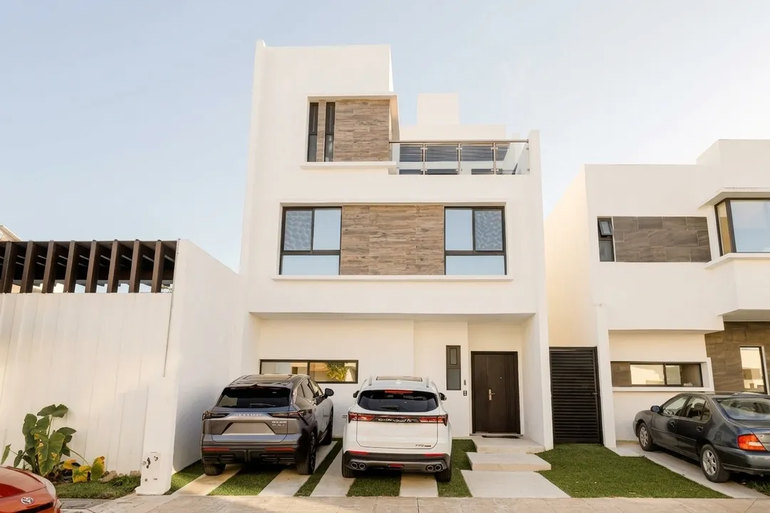 3-Bedroom Villa in El Encuentro, Playa del Carmen