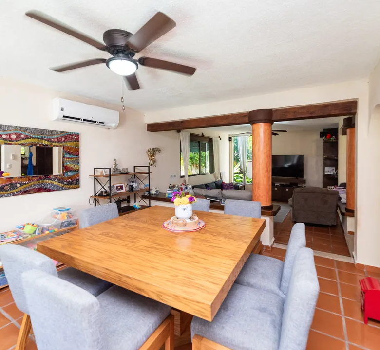 5-Bedroom Villa with Pool in Paseos del Mar, Cancún