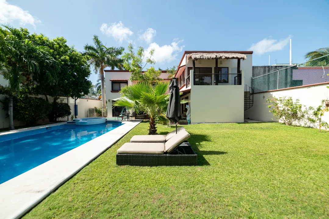 5-Bedroom Villa with Pool in Paseos del Mar, Cancún