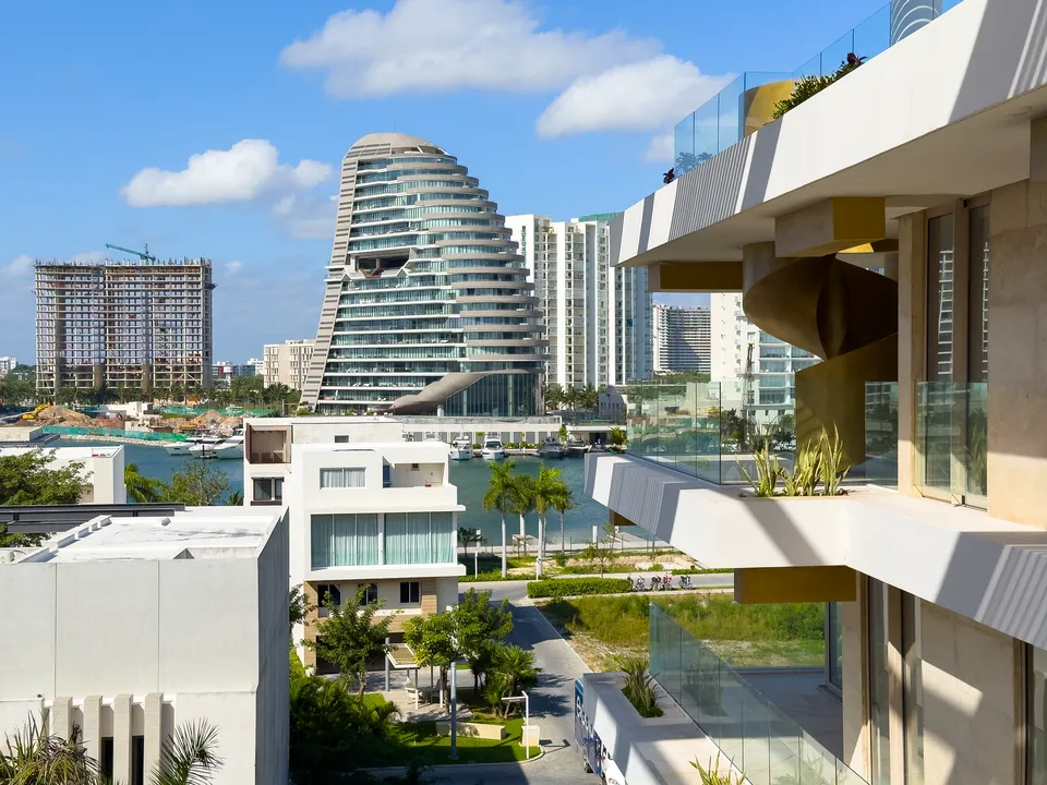 ALBA Puerto Cancún Marina 3 and 4 Bedroom Condos