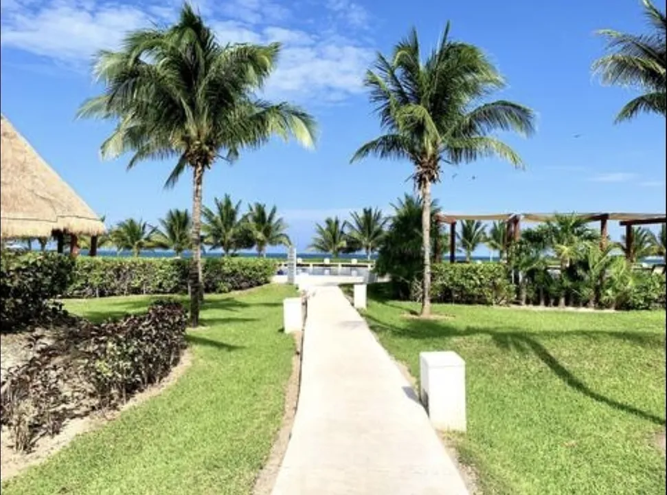 Amara 2-Bedroom Beachfront Condo in Cancún
