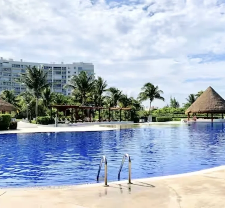 Amara 2-Bedroom Beachfront Condo in Cancún