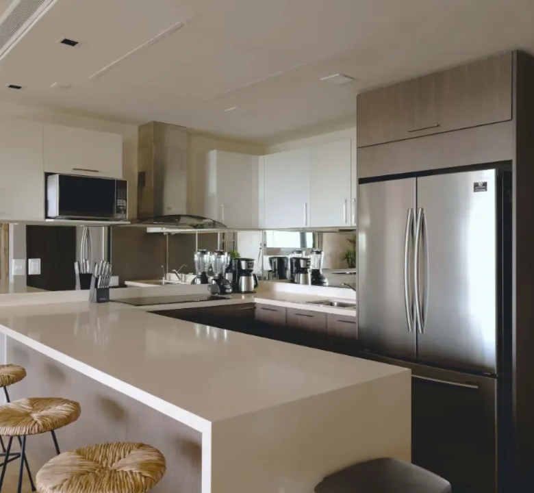 Antal: 3-Bedroom Oceanfront Residence with Private Rooftop in Tankah Bay, Tulum