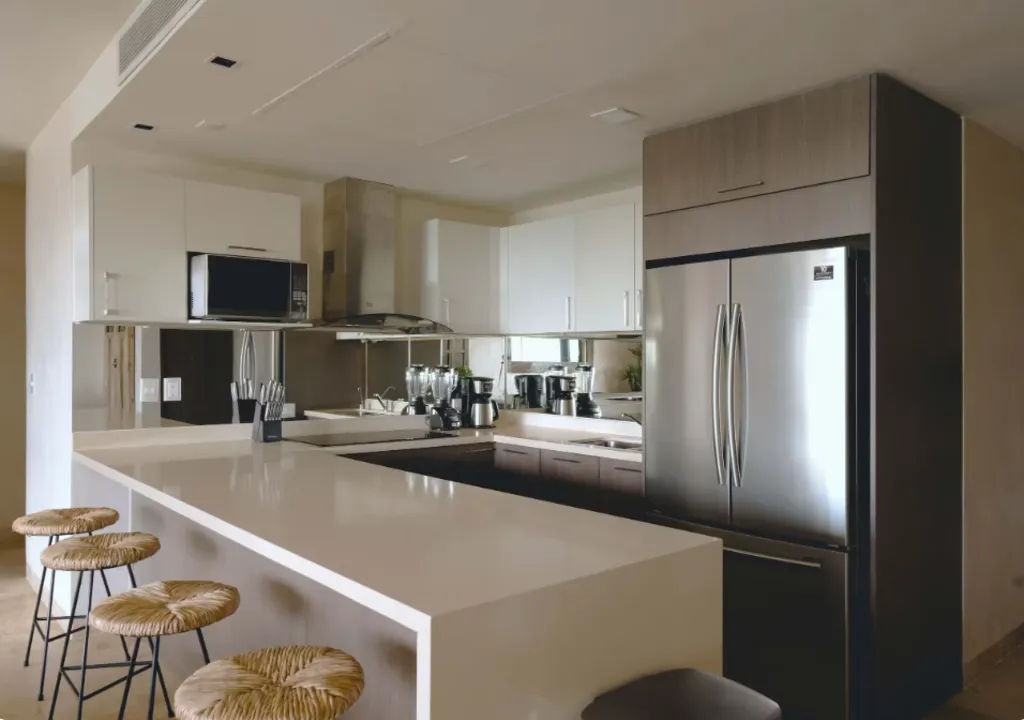 Antal: 3-Bedroom Oceanfront Residence with Private Rooftop in Tankah Bay, Tulum
