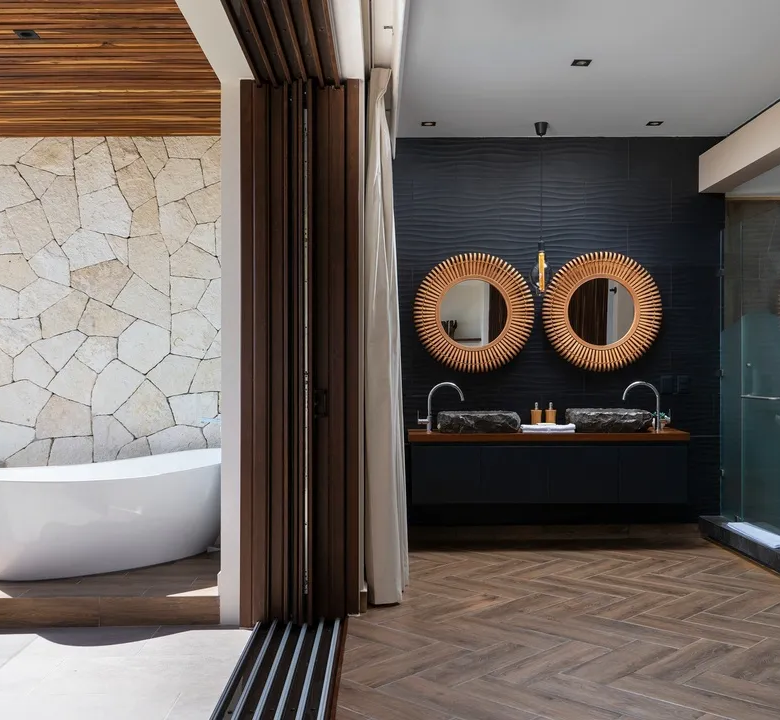 Casa Alina: Exceptional 4-Bedroom Beachfront Villa in Tankah Bay