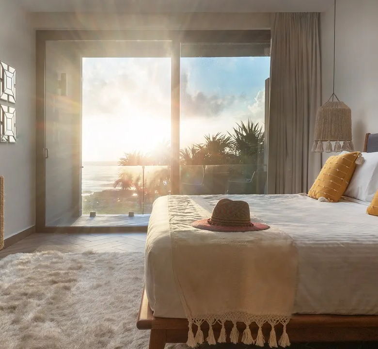 Casa Alina: Exceptional 4-Bedroom Beachfront Villa in Tankah Bay