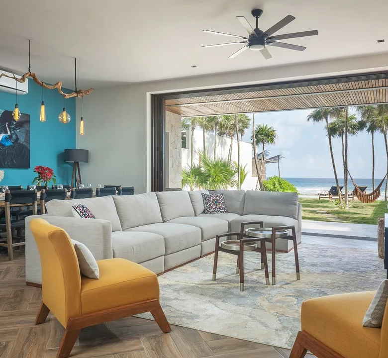 Casa Alina: Exceptional 4-Bedroom Beachfront Villa in Tankah Bay