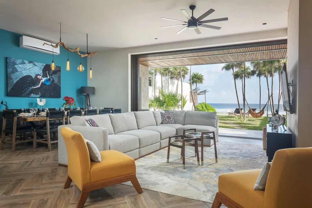 Casa Alina: Exceptional 4-Bedroom Beachfront Villa in Tankah Bay