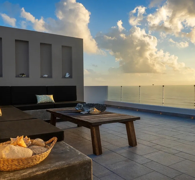 Casa Alina: Exceptional 4-Bedroom Beachfront Villa in Tankah Bay