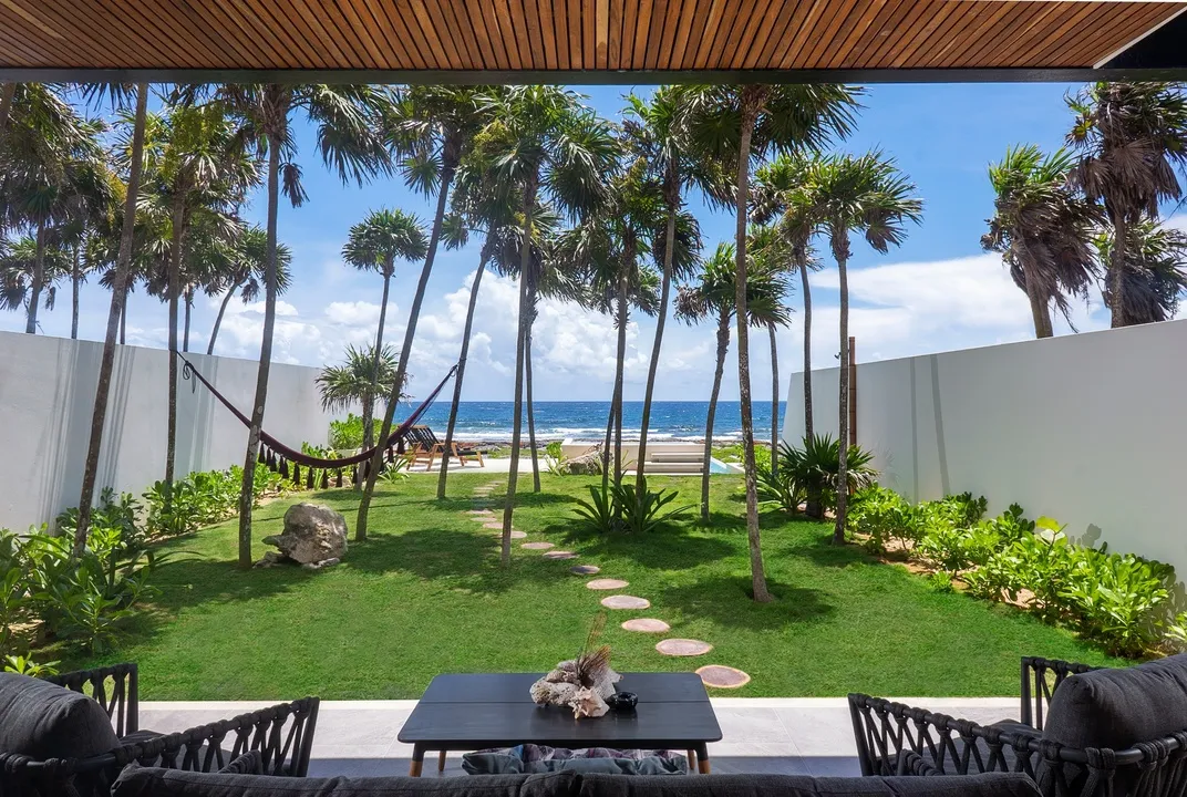Casa Alina: Exceptional 4-Bedroom Beachfront Villa in Tankah Bay