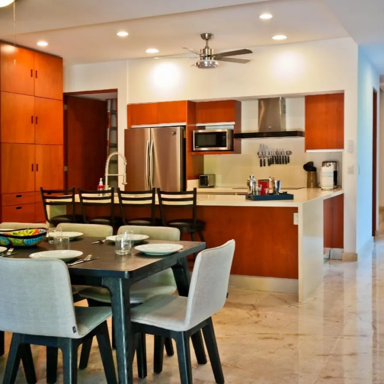 Casa Bahamas, Tulum Country Club: 3-Bedroom Villa with Heated Poo