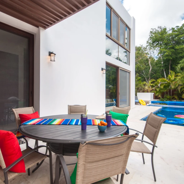Casa Bahamas, Tulum Country Club: 3-Bedroom Villa with Heated Poo