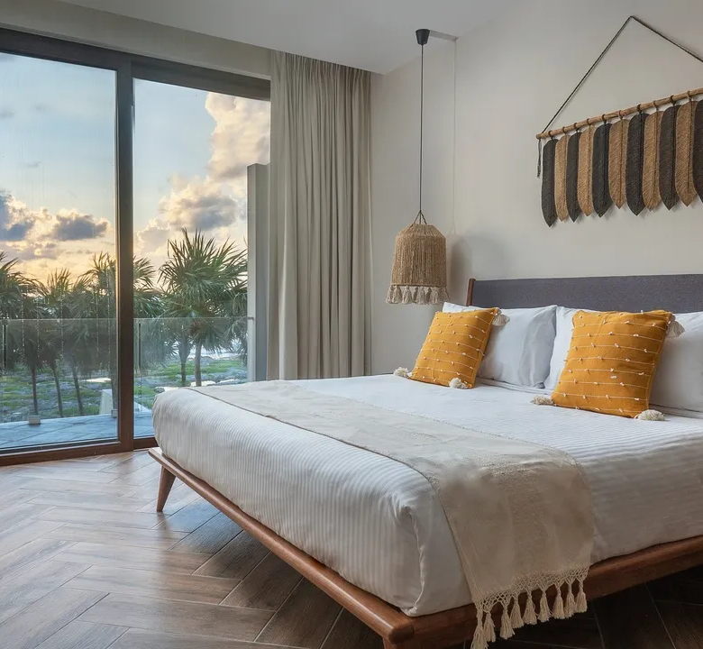 Casa Vani: Exceptional 4-Bedroom Beachfront Villa in Tankah Bay