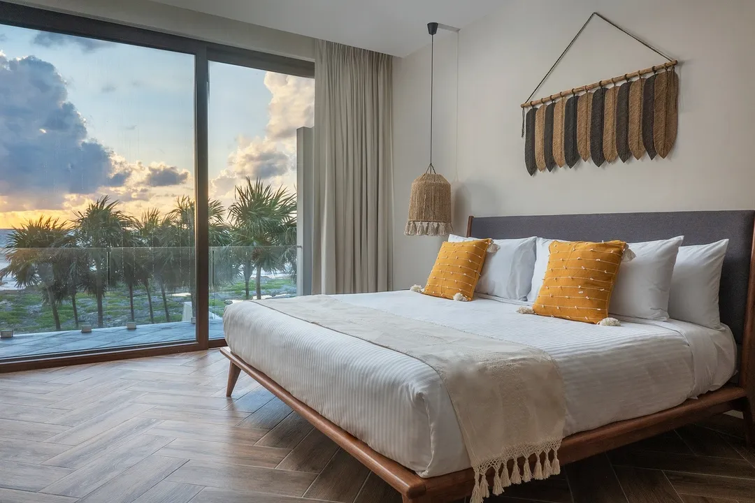 Casa Vani: Exceptional 4-Bedroom Beachfront Villa in Tankah Bay