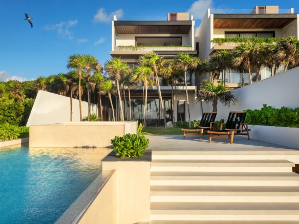 Casa Vani 4-bedroom beachfront villa in Tankah Bay Tulum