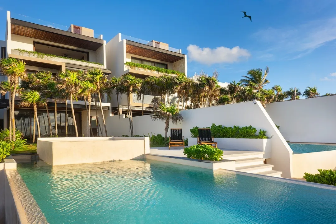 Casa Vani: Exceptional 4-Bedroom Beachfront Villa in Tankah Bay