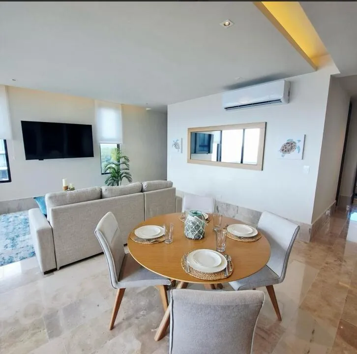 Distrito Puerto 401: 2-Bedroom Beachfront Condo in Puerto Morelos