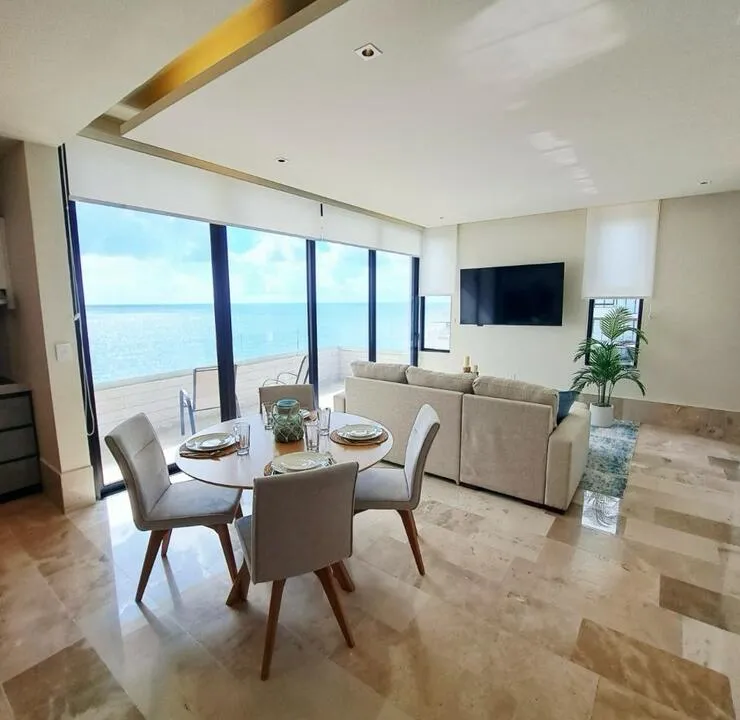 Distrito Puerto 401: 2-Bedroom Beachfront Condo in Puerto Morelos