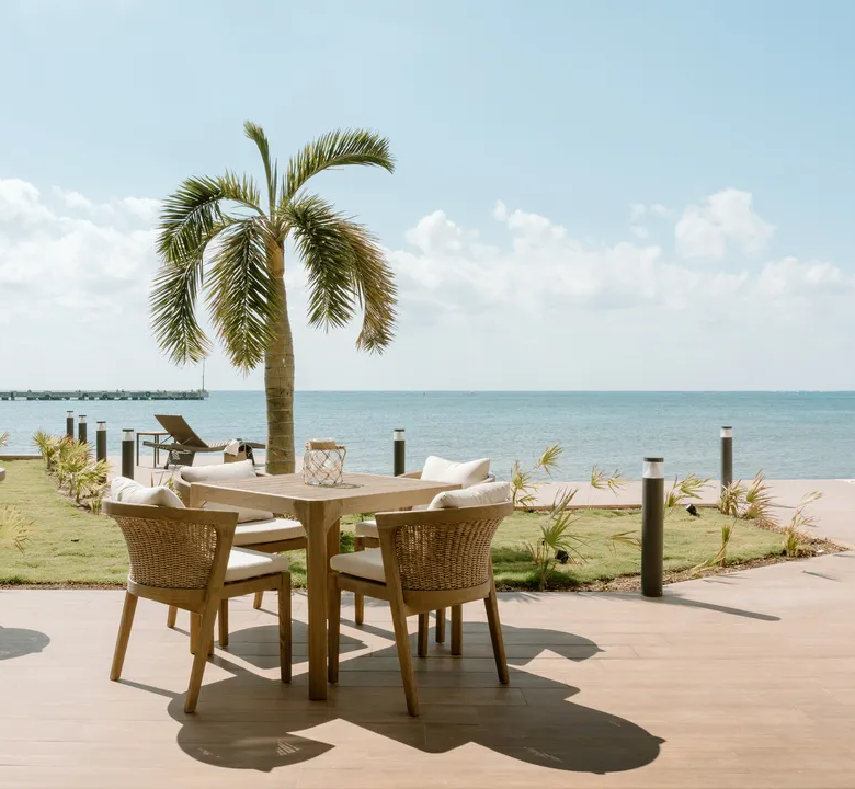 Distrito Puerto 1 and 2 Bedroom Beachfront Condos in Puerto Morelos