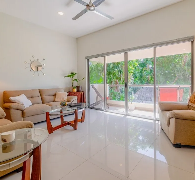 La Cima 2-Bedroom Golf-View Condo in Puerto Aventuras