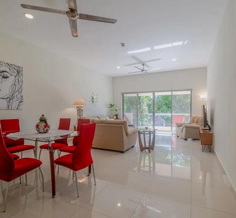 La Cima 2-Bedroom Golf-View Condo in Puerto Aventuras
