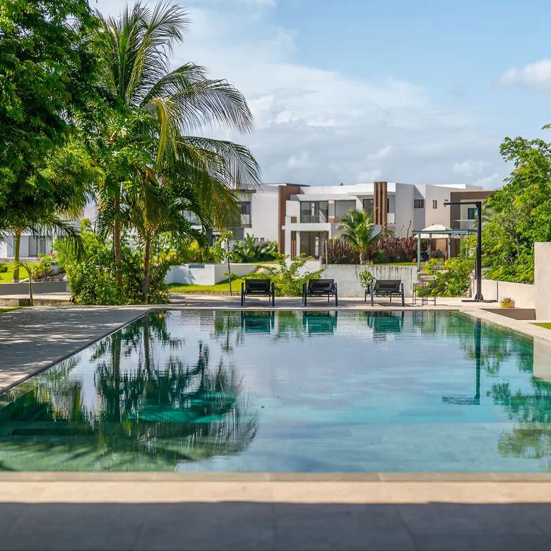 Lakefront 4-Bedroom Villa in Lagos del Sol, Cancún