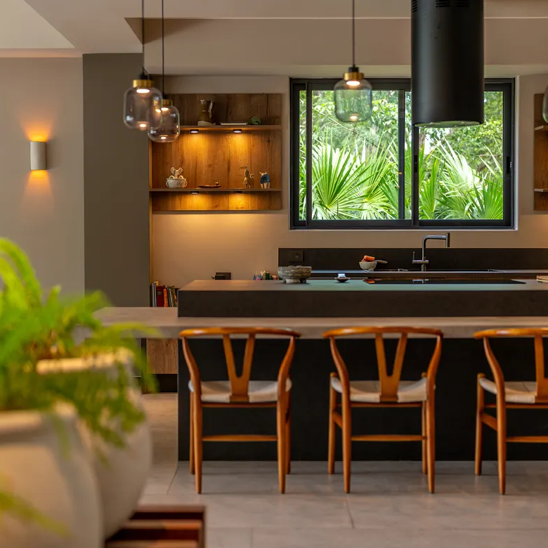 Lakefront 4-Bedroom Villa in Lagos del Sol, Cancún