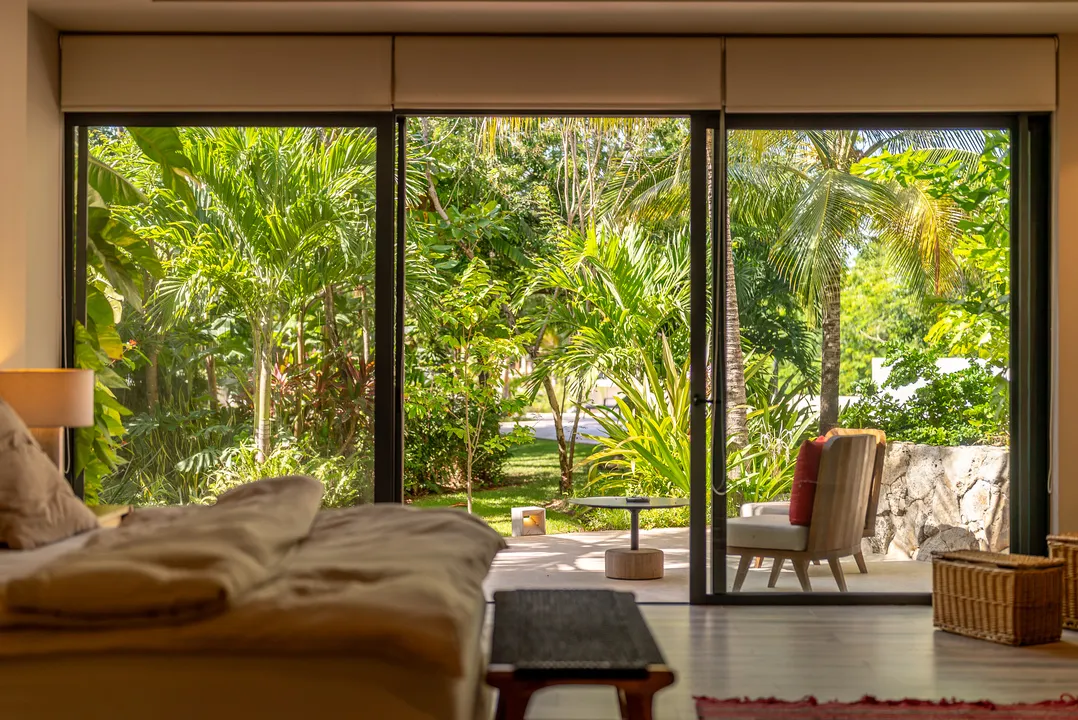 Lakefront 4-Bedroom Villa in Lagos del Sol, Cancún