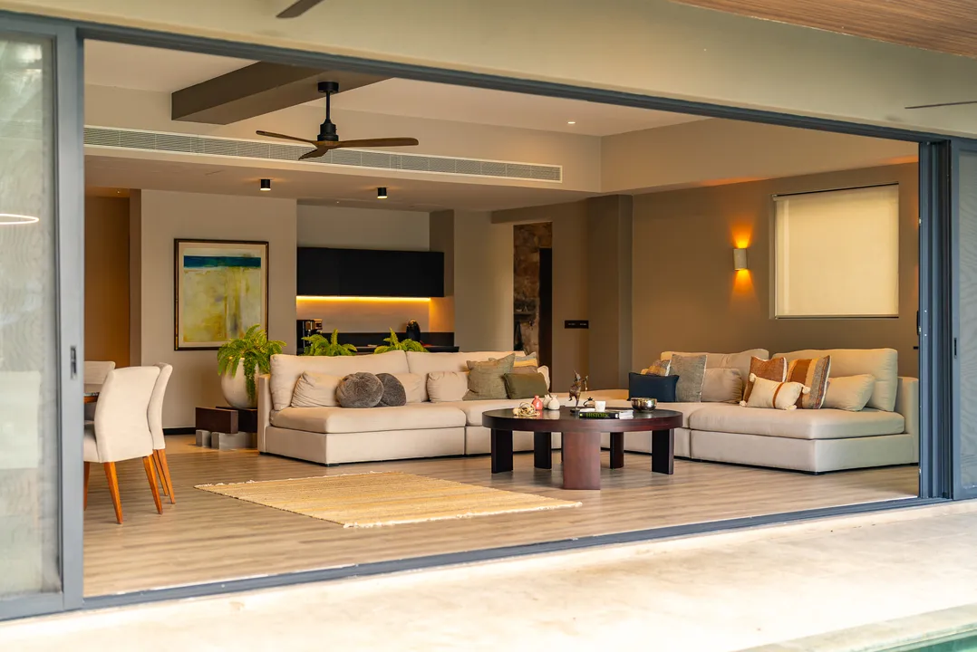 Lakefront 4-Bedroom Villa in Lagos del Sol, Cancún