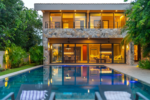 Lakefront 4-bedroom villa for sale in Lagos del Sol Cancún