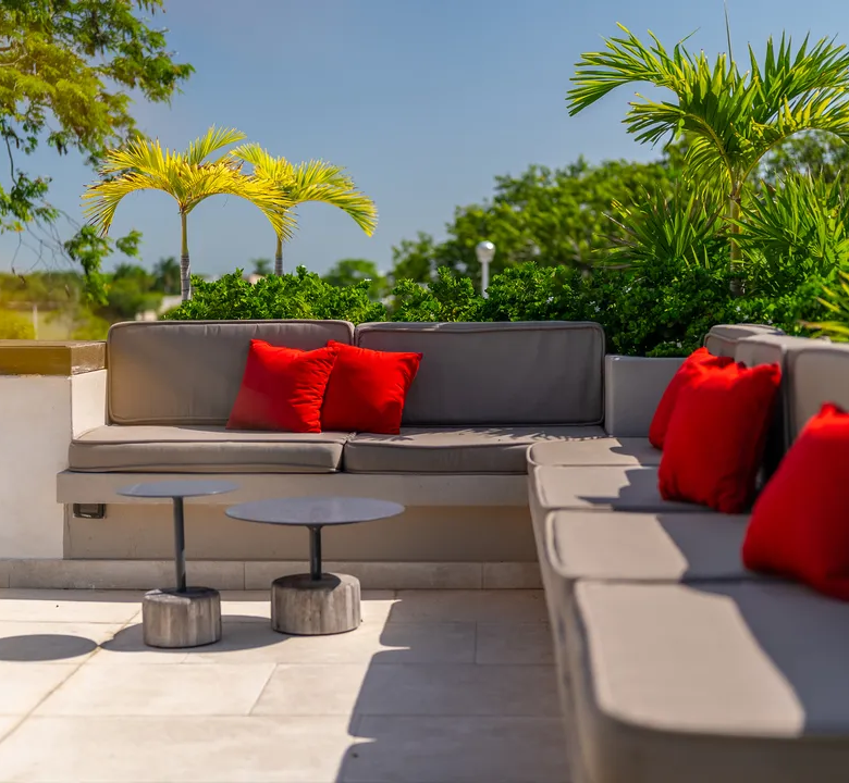 Lakefront 4-Bedroom Villa in Lagos del Sol, Cancún
