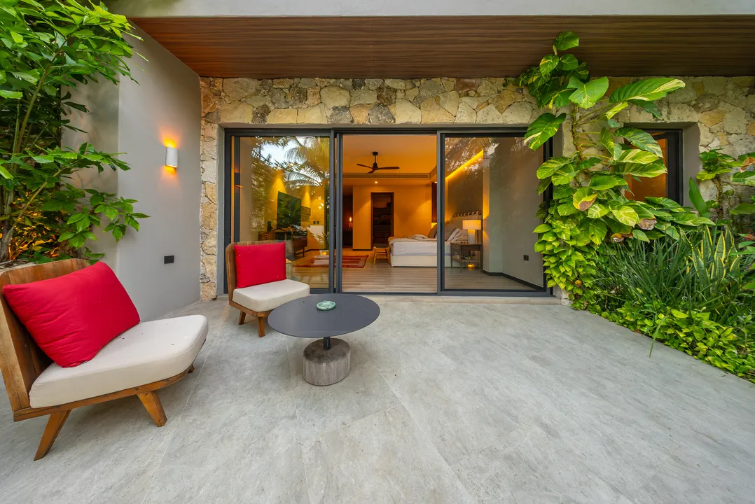 Lakefront 4-Bedroom Villa in Lagos del Sol, Cancún